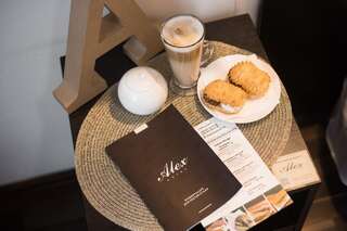 Мини-отель Alex Hotel Одесса Стандартный двухместный номер с 1 кроватью или 2 отдельными кроватями-8